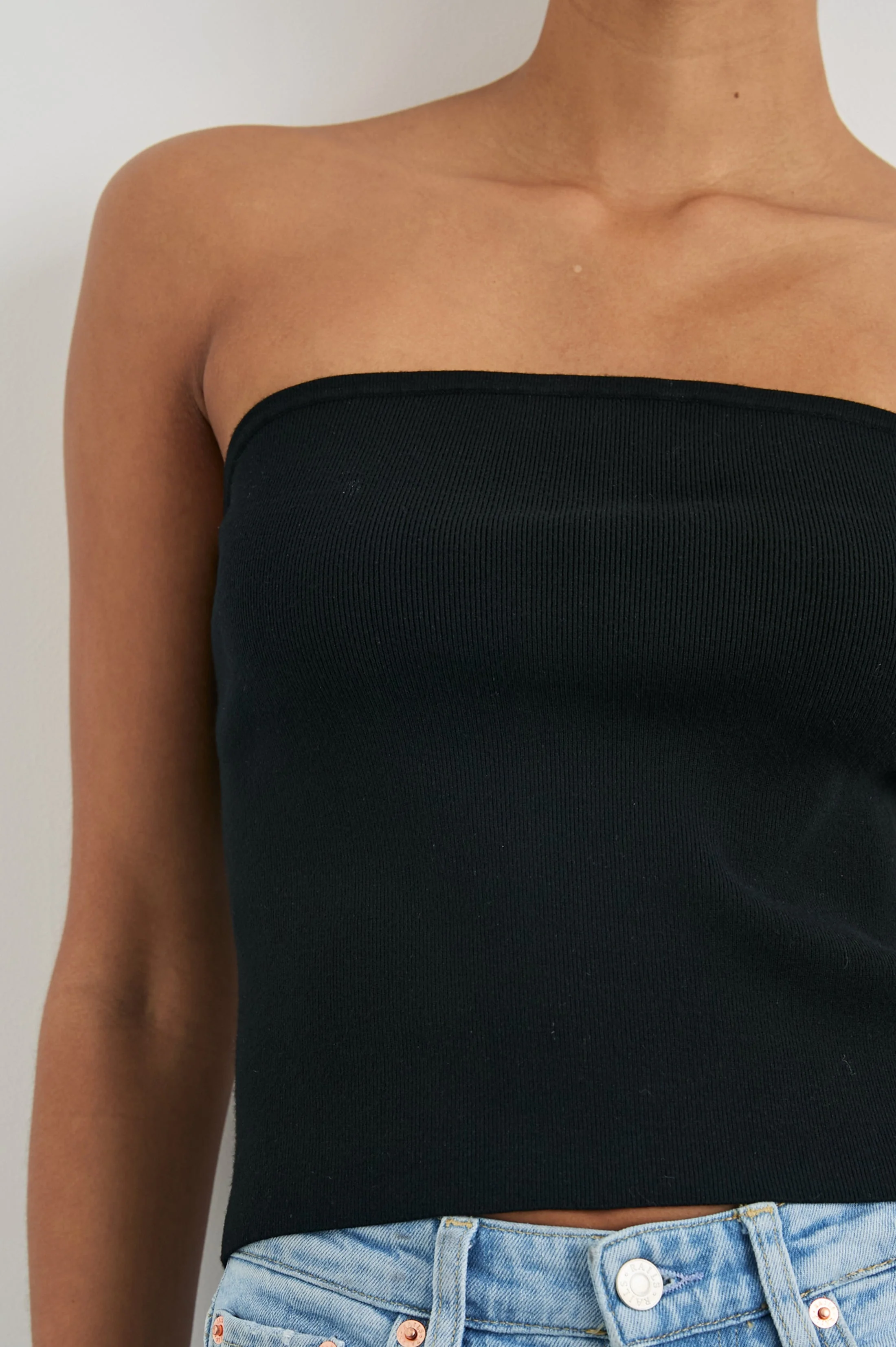 MAGGIE TOP - BLACK - Image 2