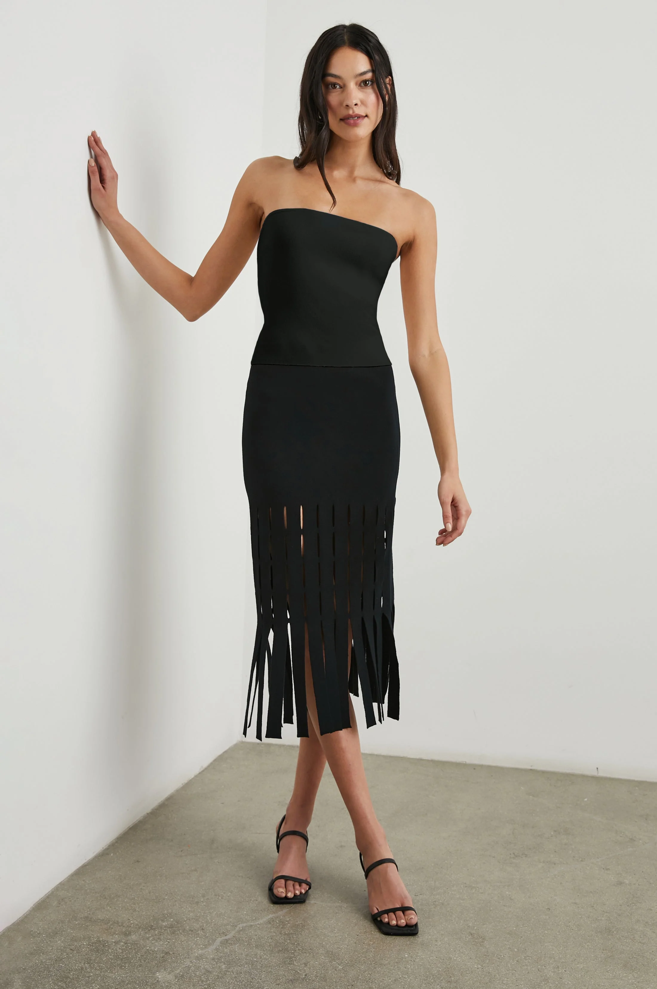 MAGGIE TOP - BLACK - Image 4