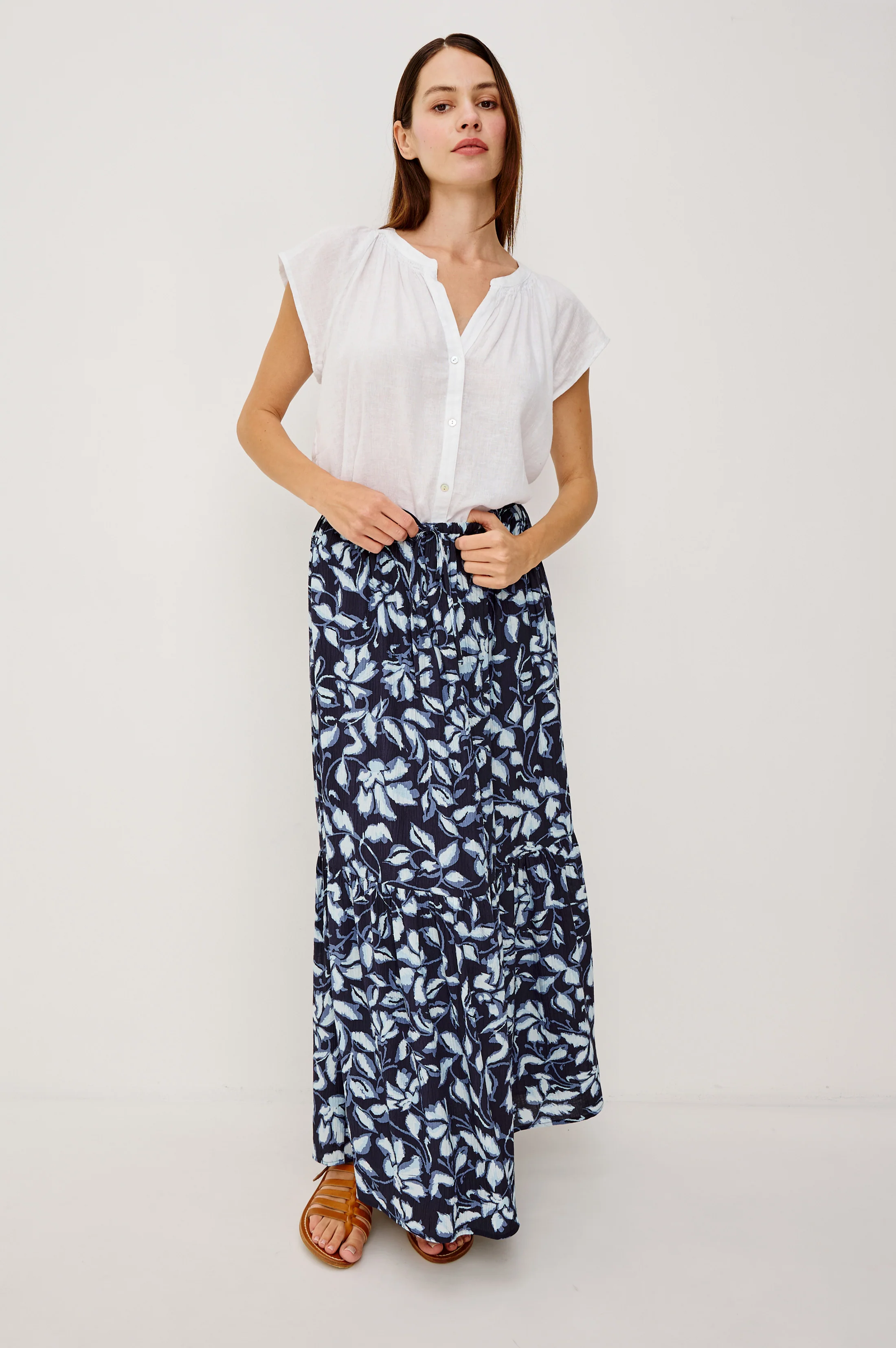 MARULO SKIRT - NAVY JASMINE - Image 4