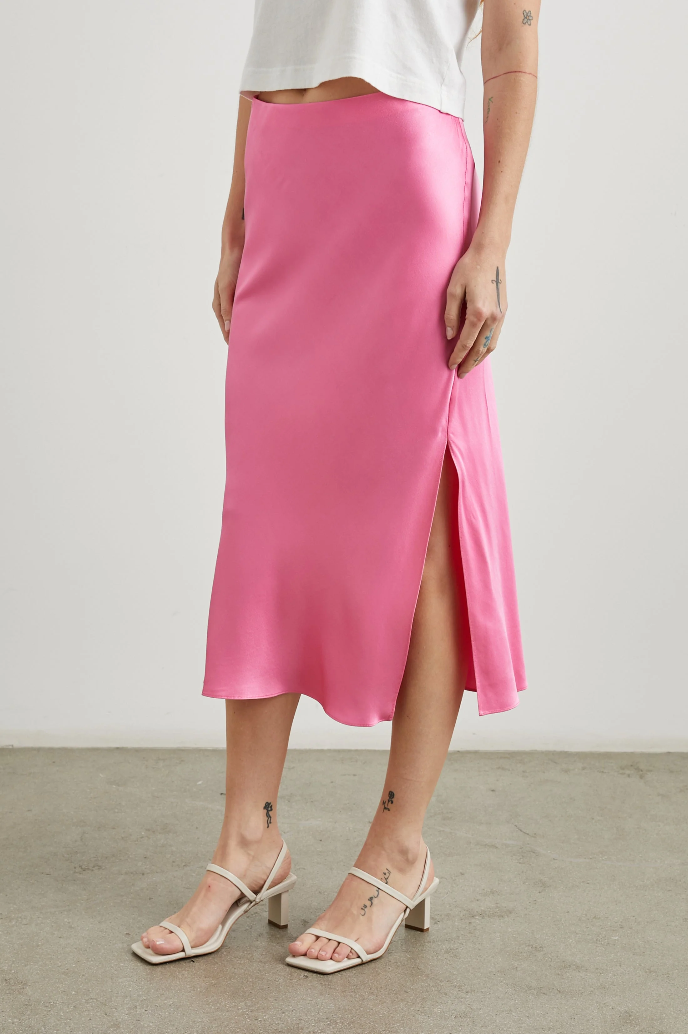MAYA SKIRT - MALIBU PINK - Image 3