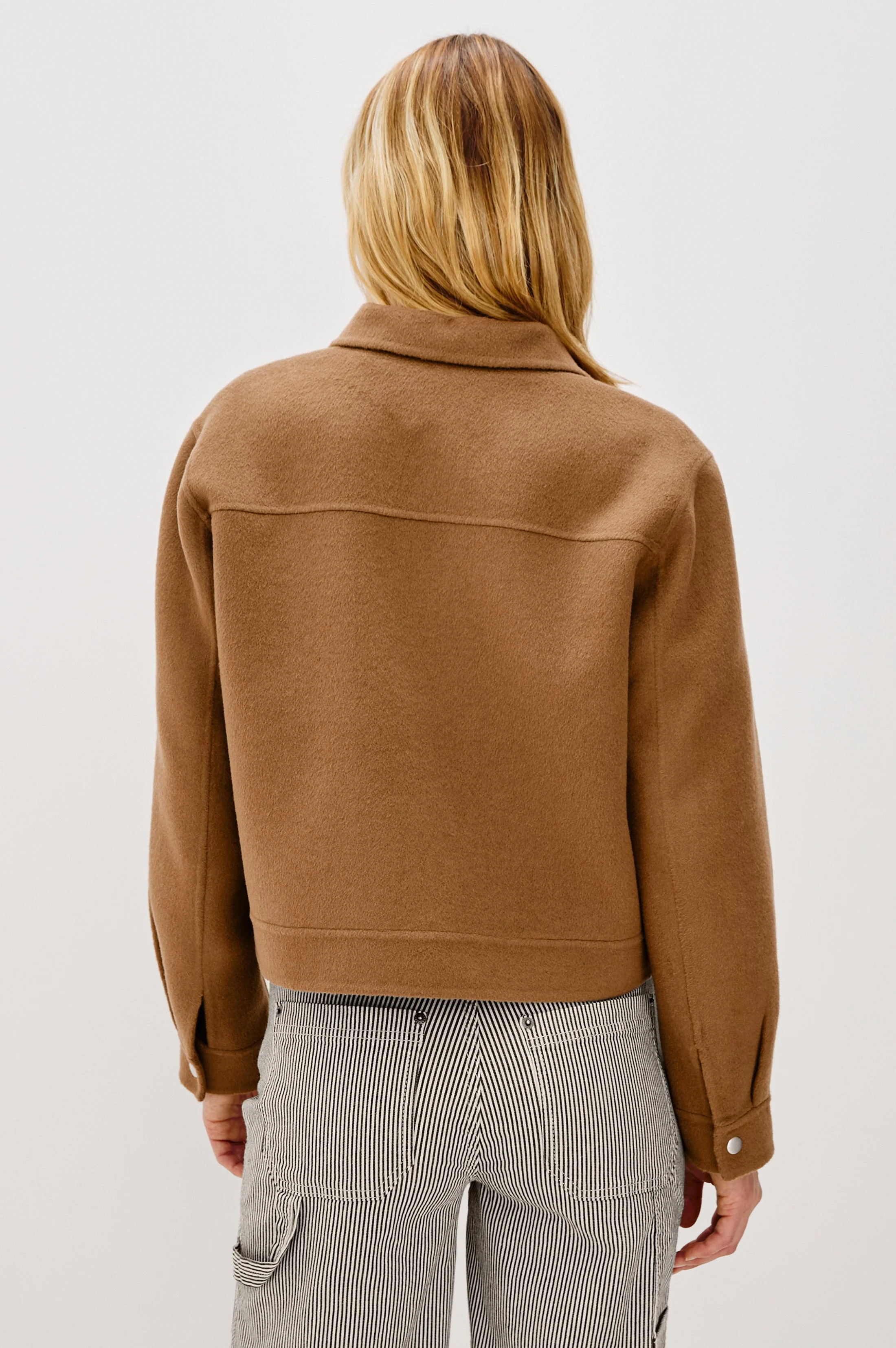 MOUNTAIN JACKET - CAMEL - Image 4