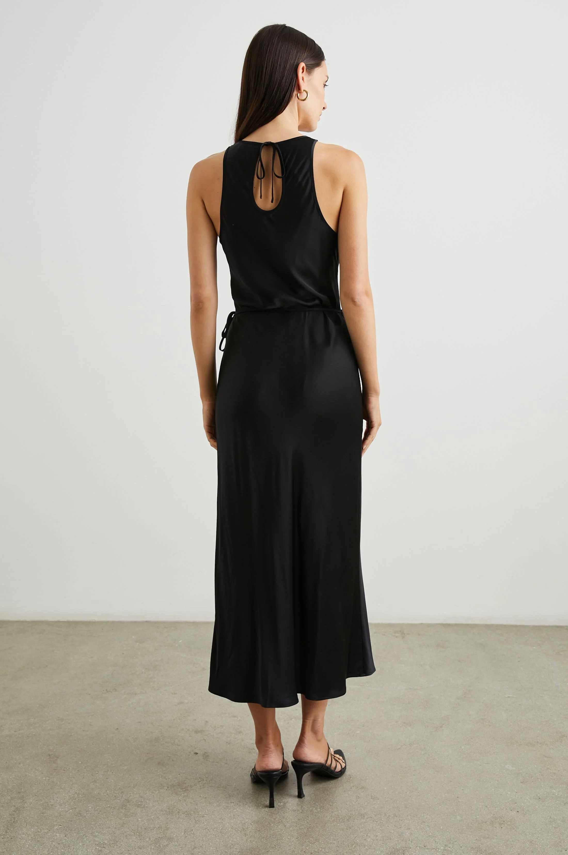 NAVI DRESS - BLACK - Image 5