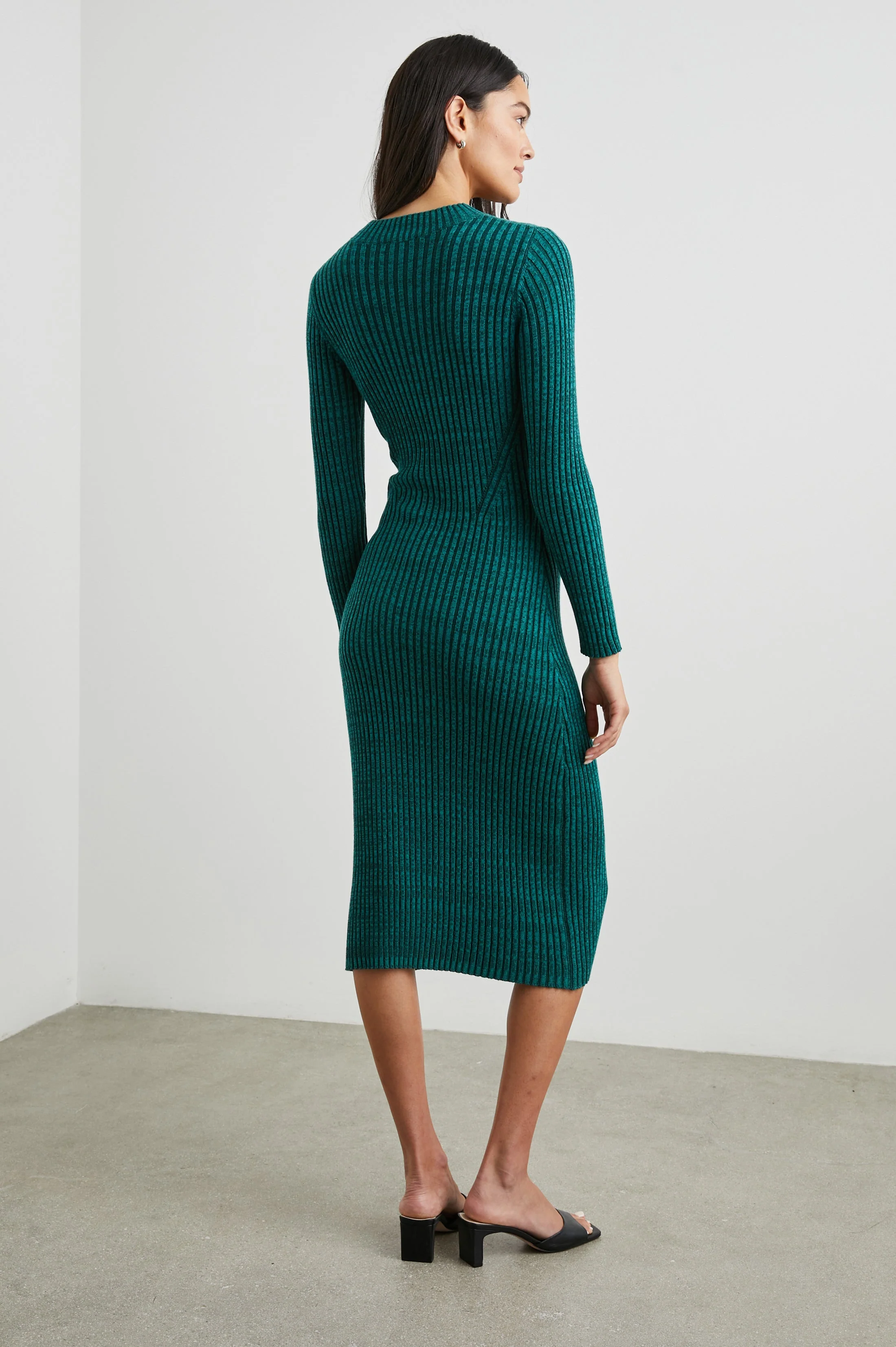 NELLIE DRESS - EVERGREEN - Image 5