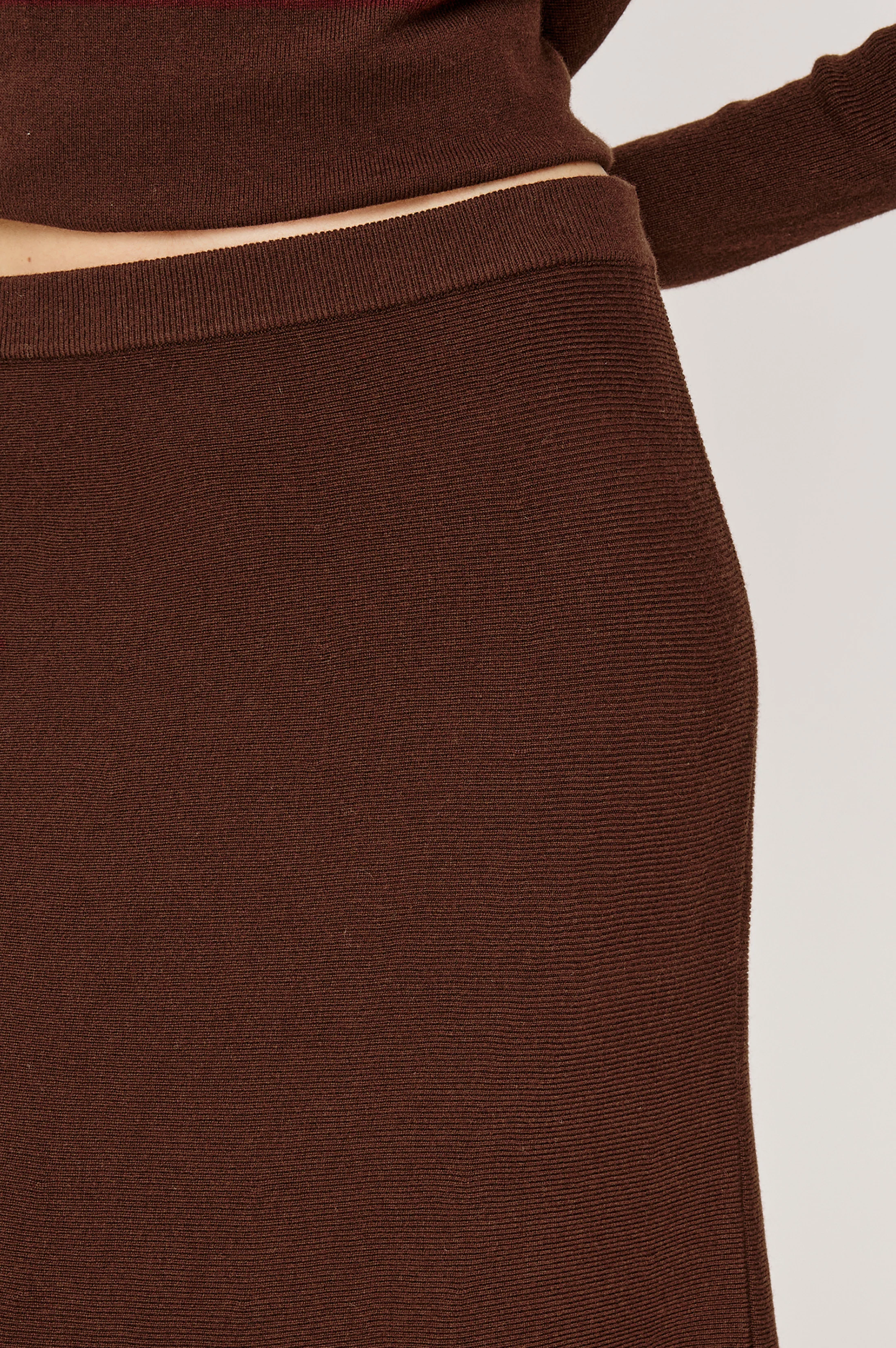 ODITA SKIRT - BORDEAUX - Image 2