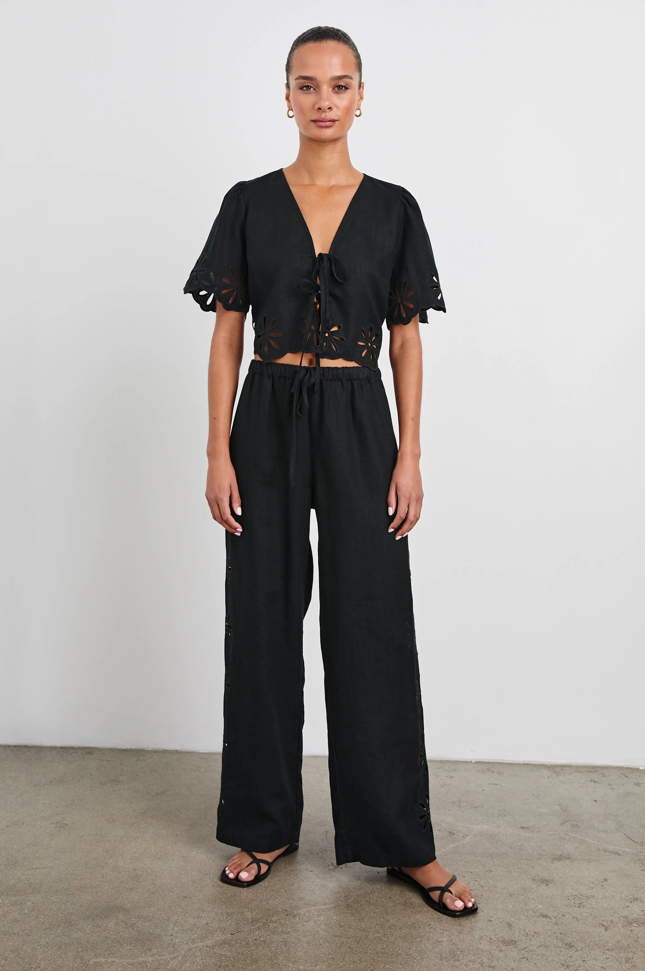 PARI TOP - BLACK EYELET - Image 3