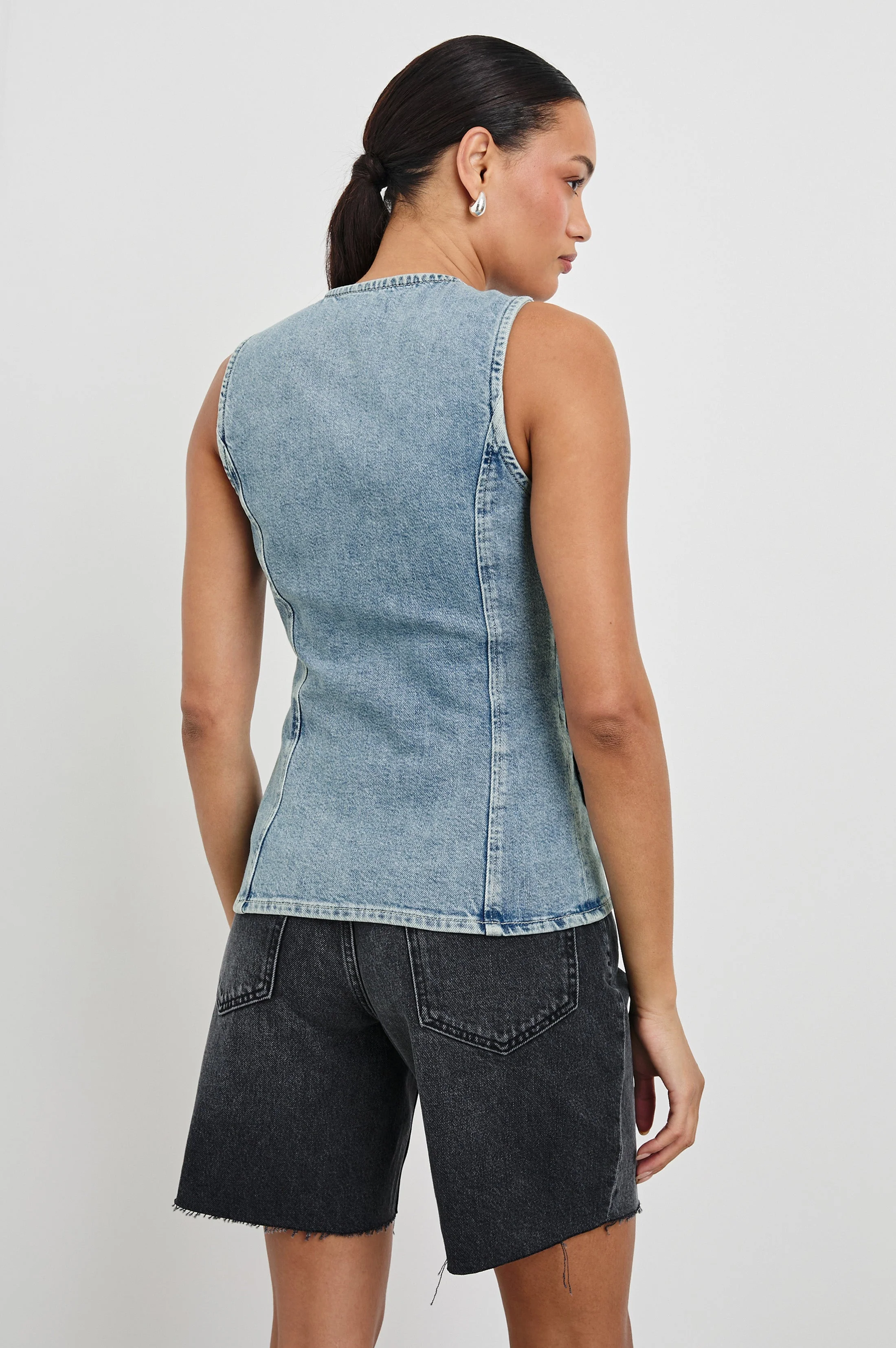 PORTOLA VEST - BLUE EYED GIRL - Image 6