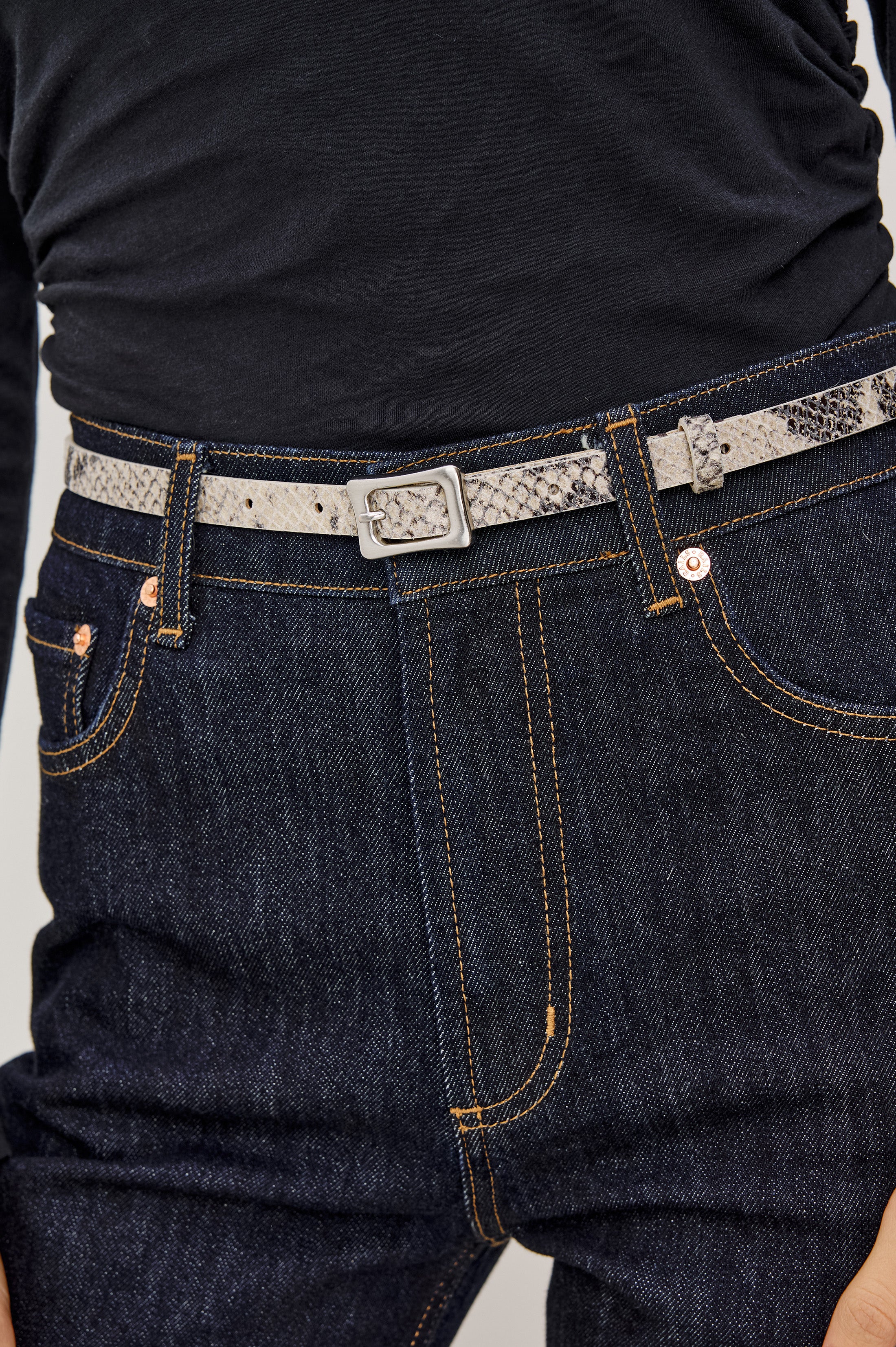 REMI BELT MINI - ECRU PYTHON - Image 3