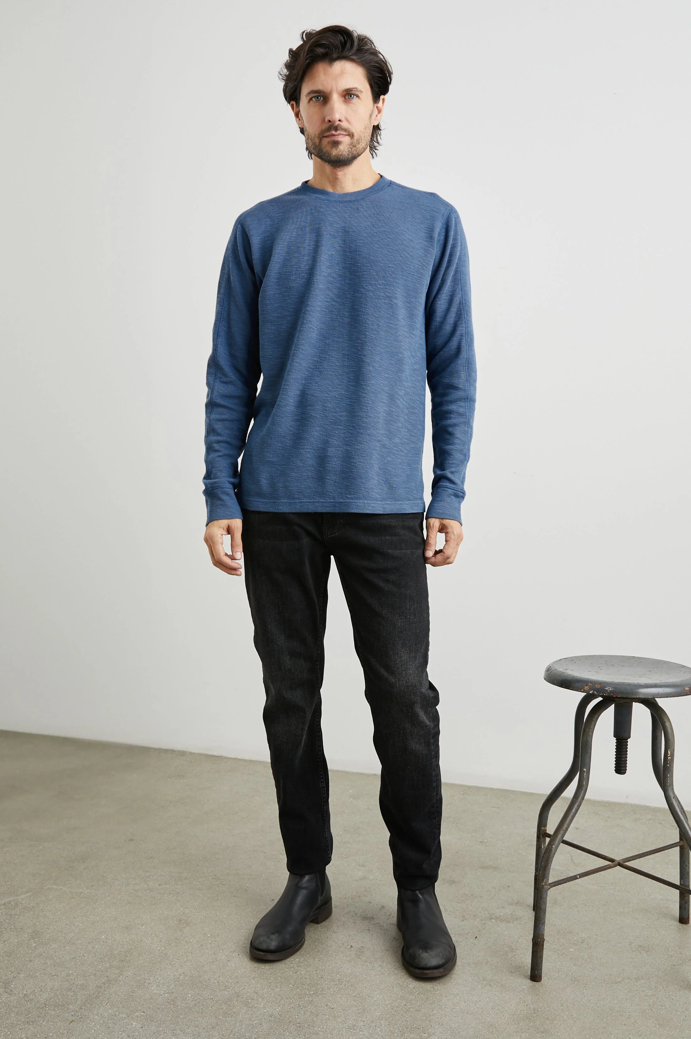 RHEESE LONG SLEEVE TEE - STEEL - Image 4