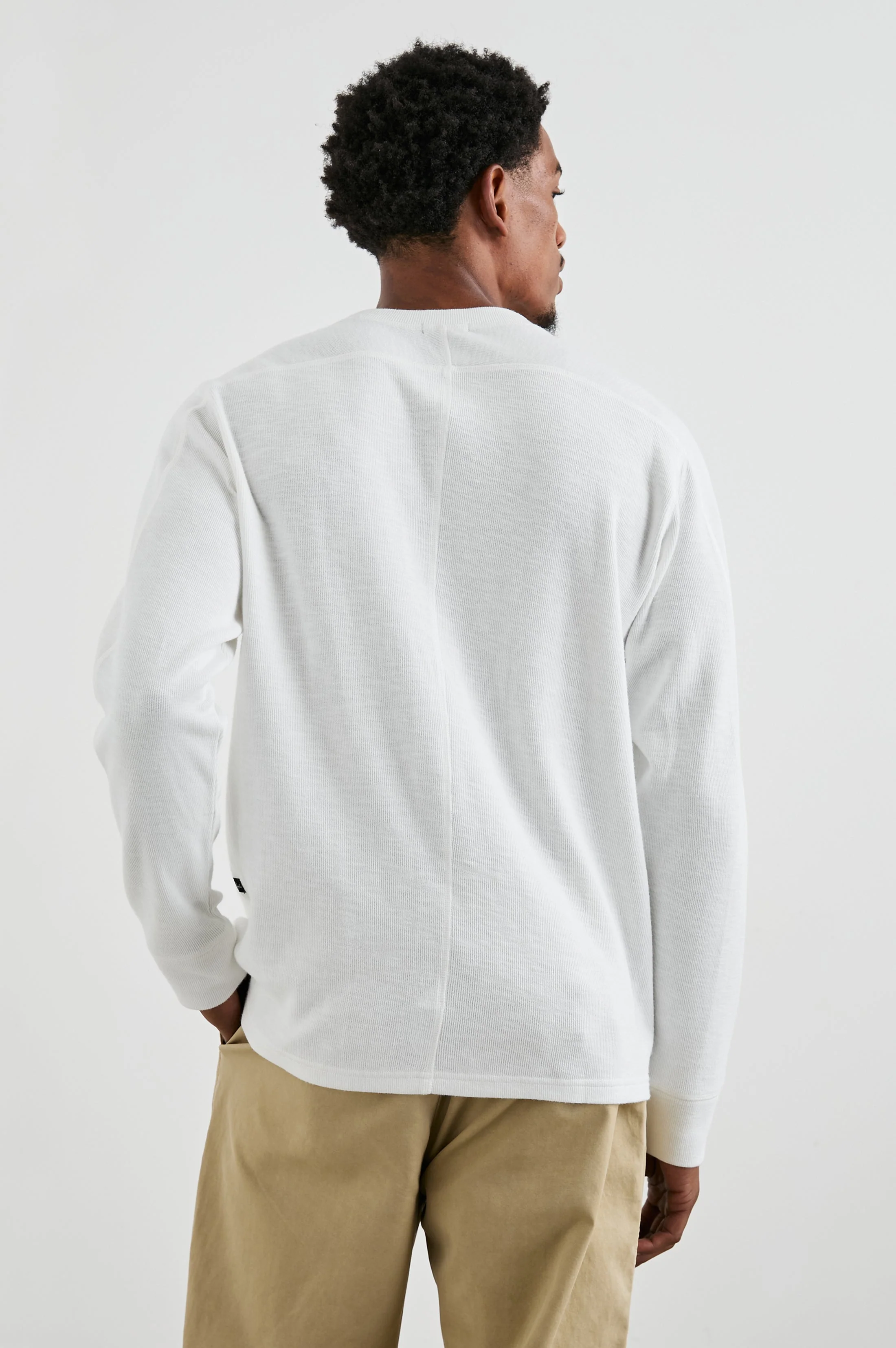 RHEESE LONG SLEEVE TEE - WHITECAP - Image 5