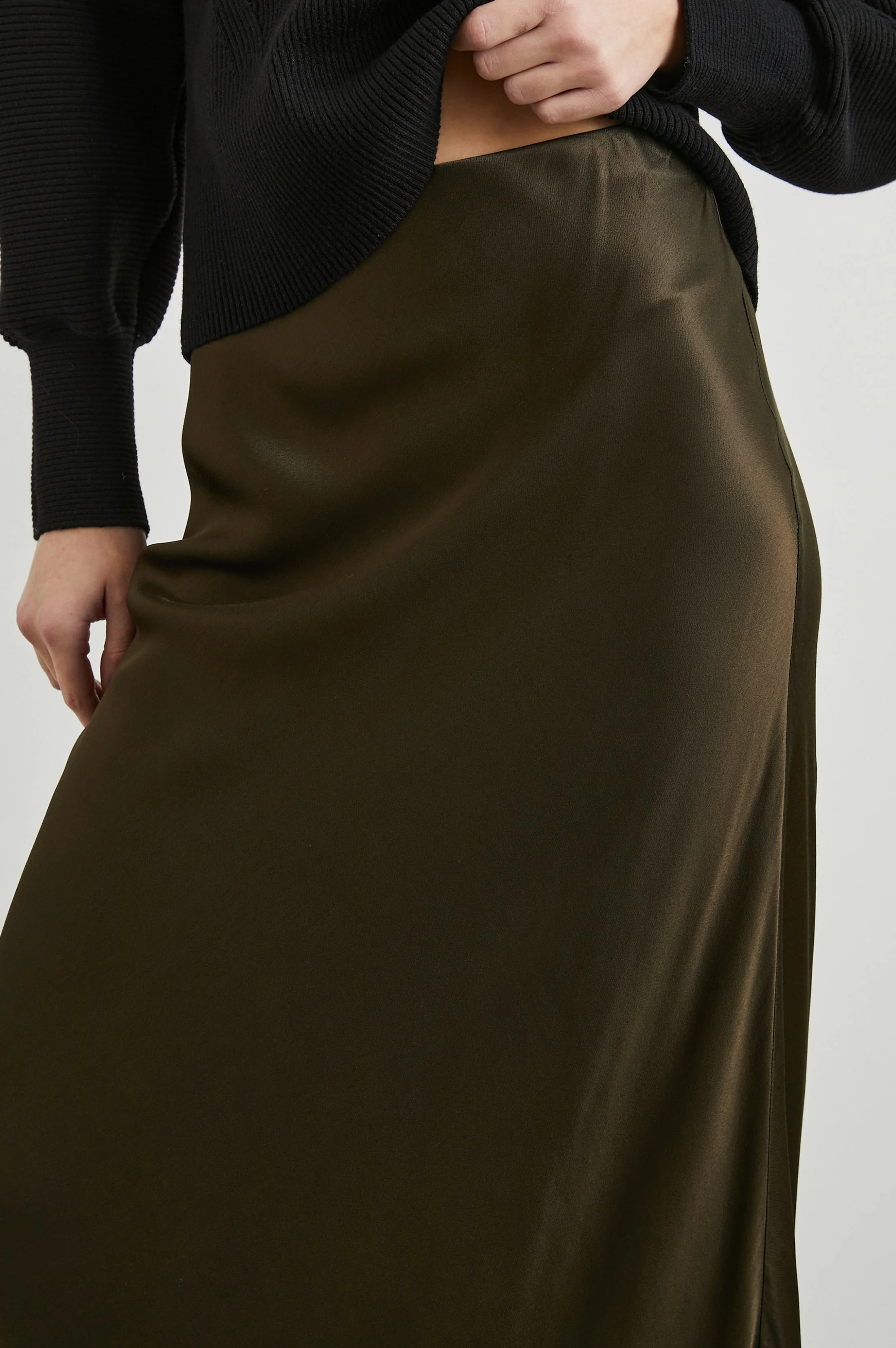 ROMINA SKIRT - DARK MOSS - Image 2