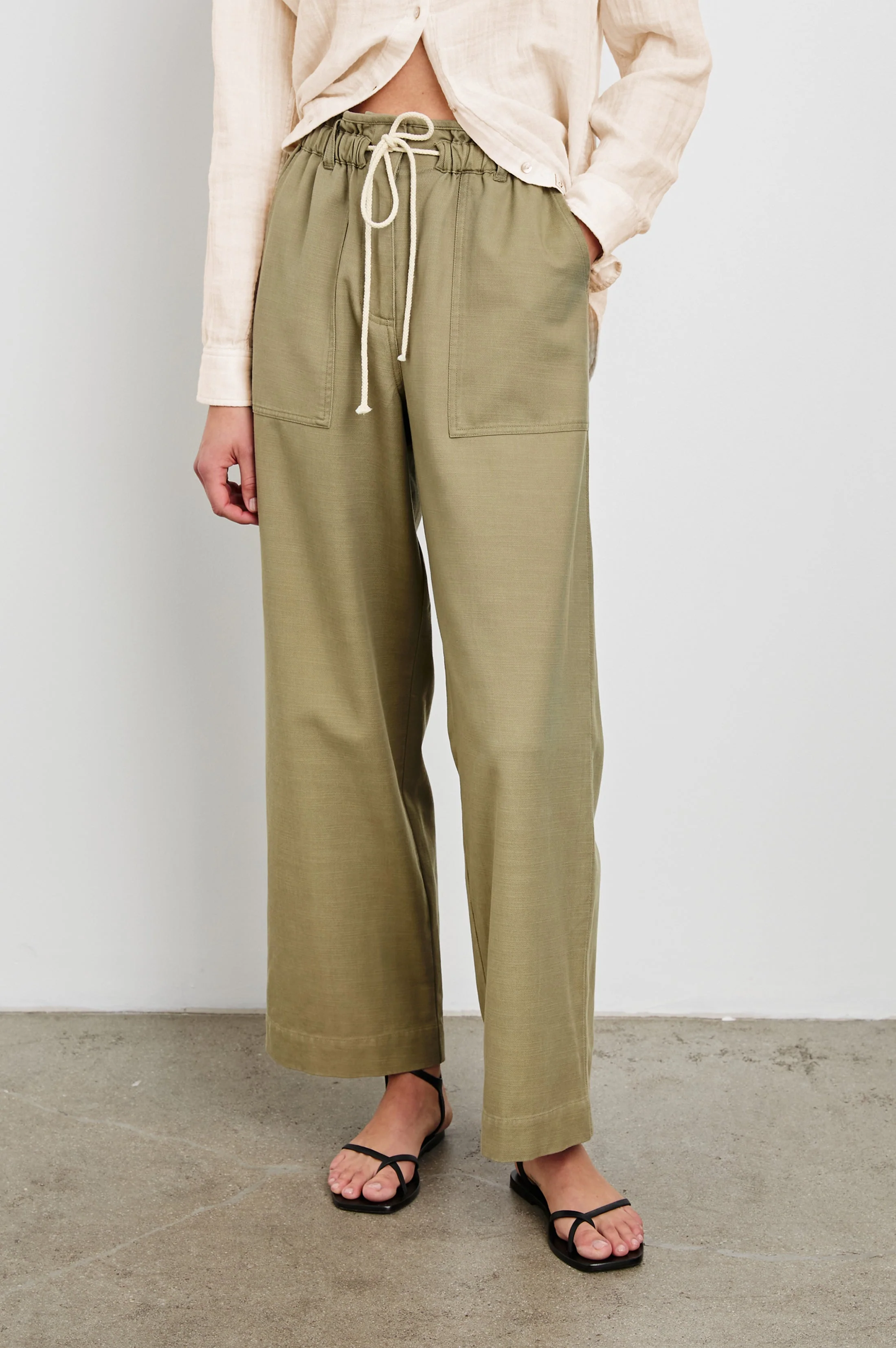 RYAN PANT - PALE OLIVE - Image 3