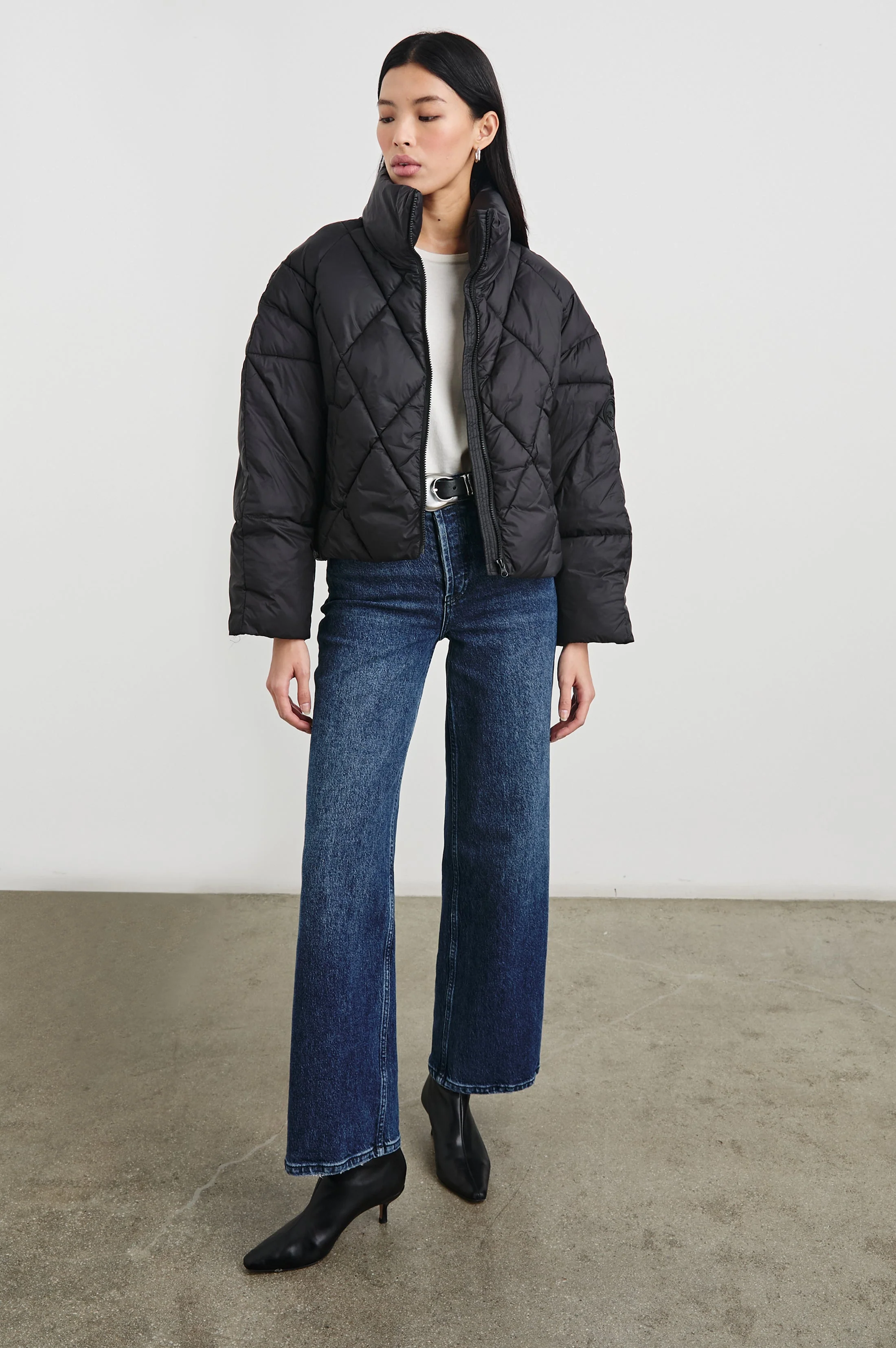 SUMMIT JACKET - BLACK - Image 3