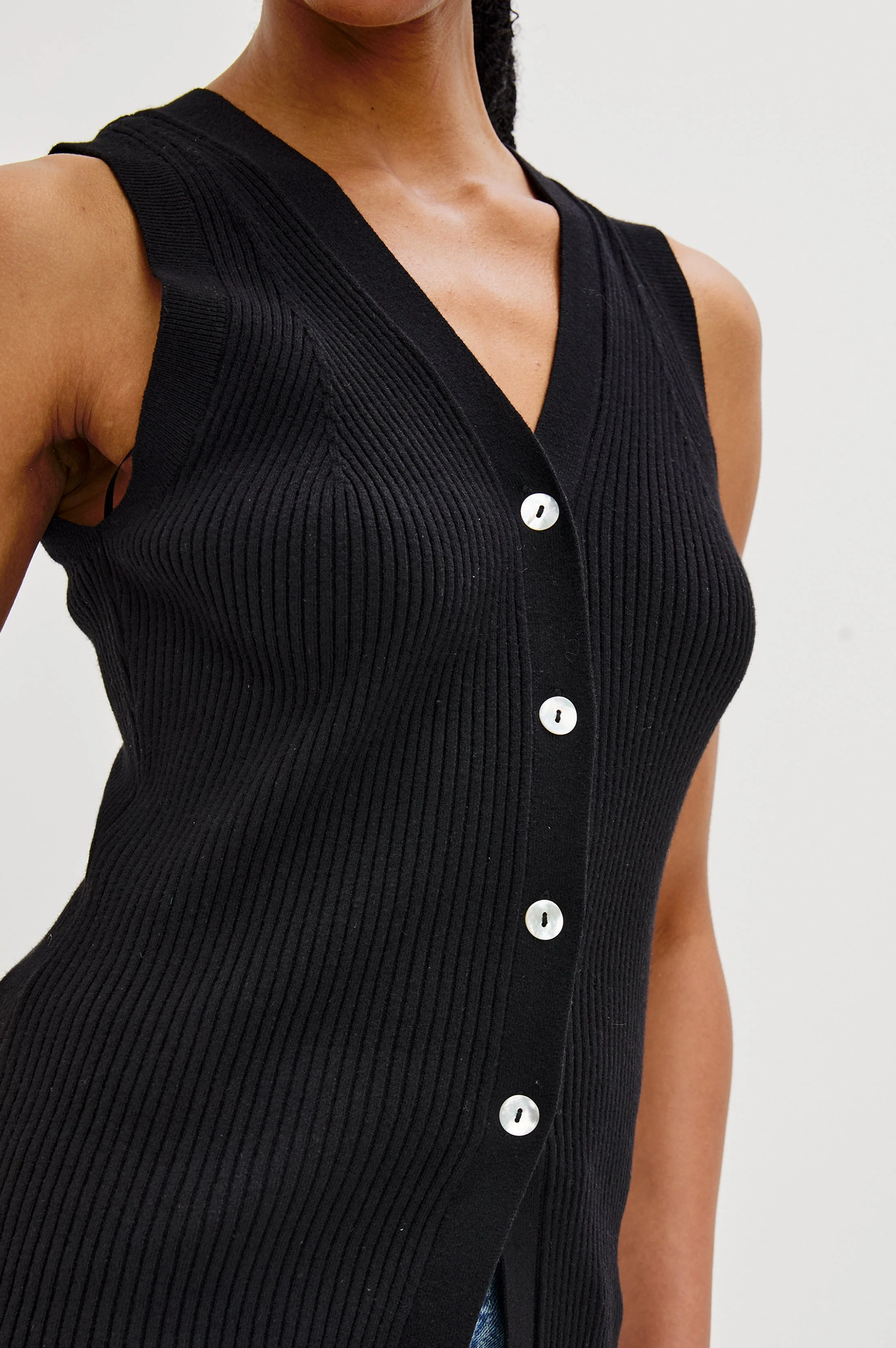 TATIA TOP - BLACK - Image 2