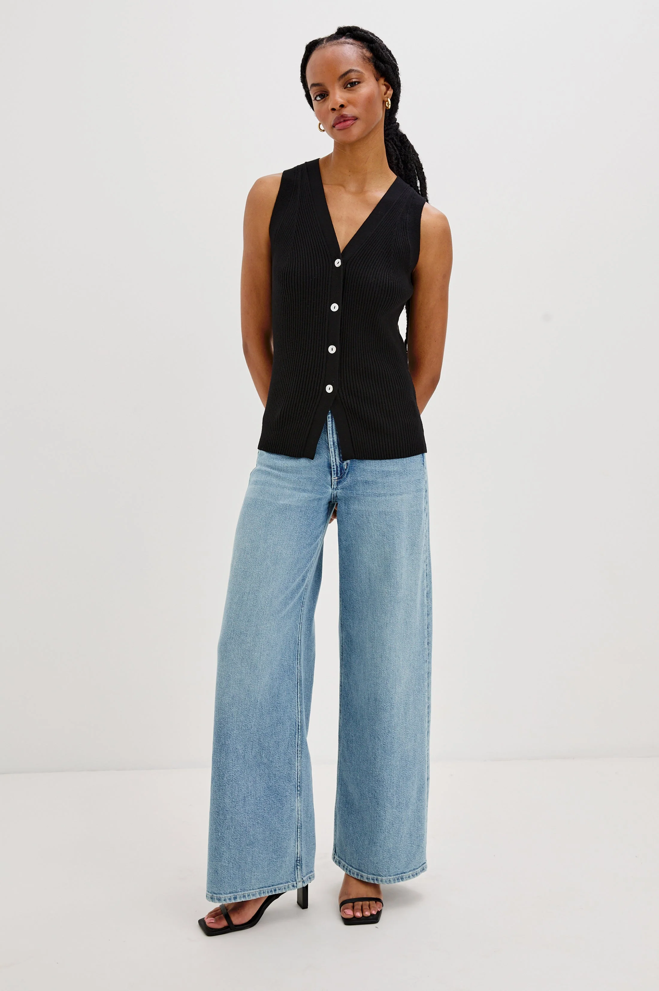 TATIA TOP - BLACK - Image 4