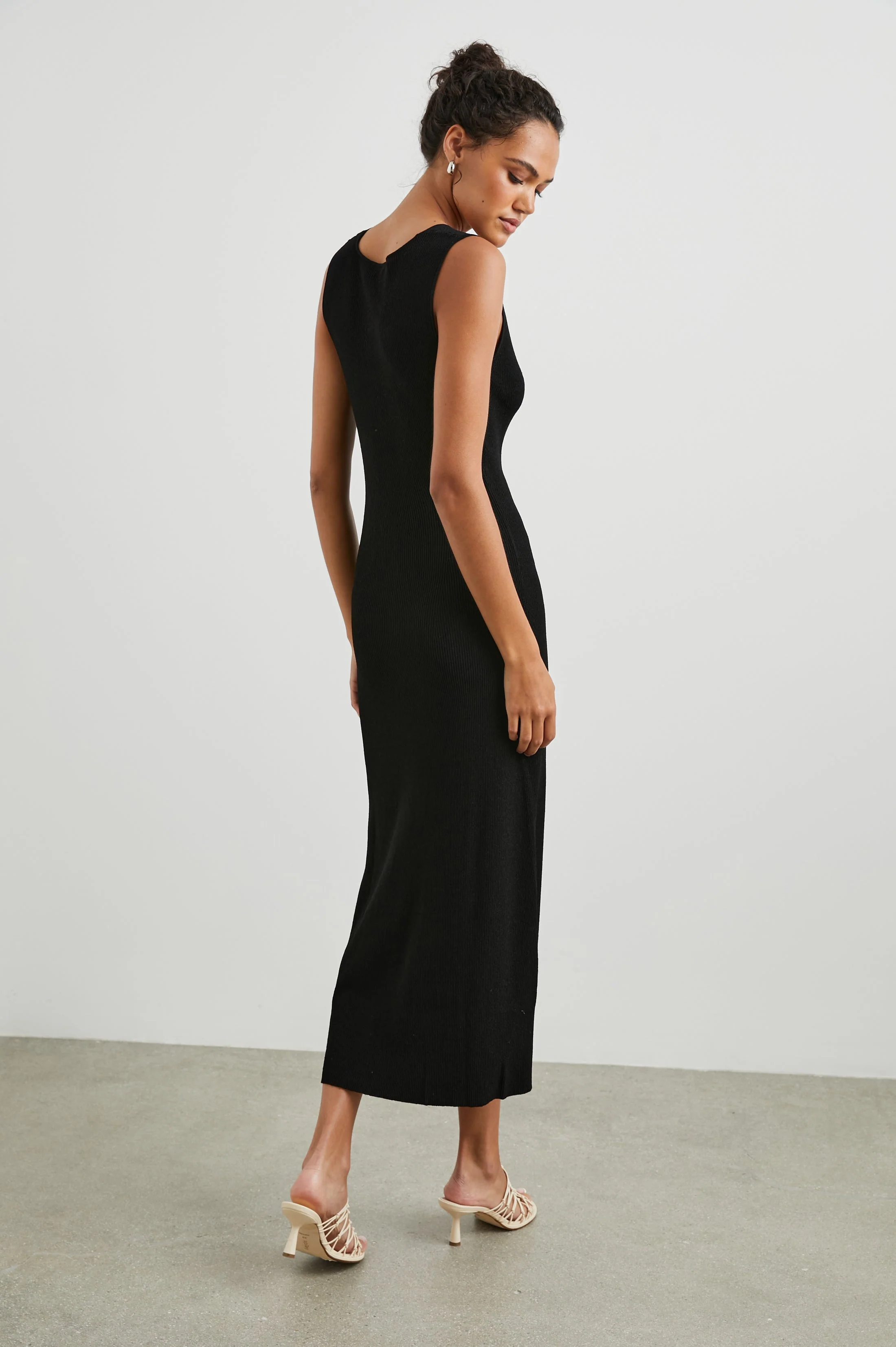 TEAGAN DRESS - BLACK - Image 4