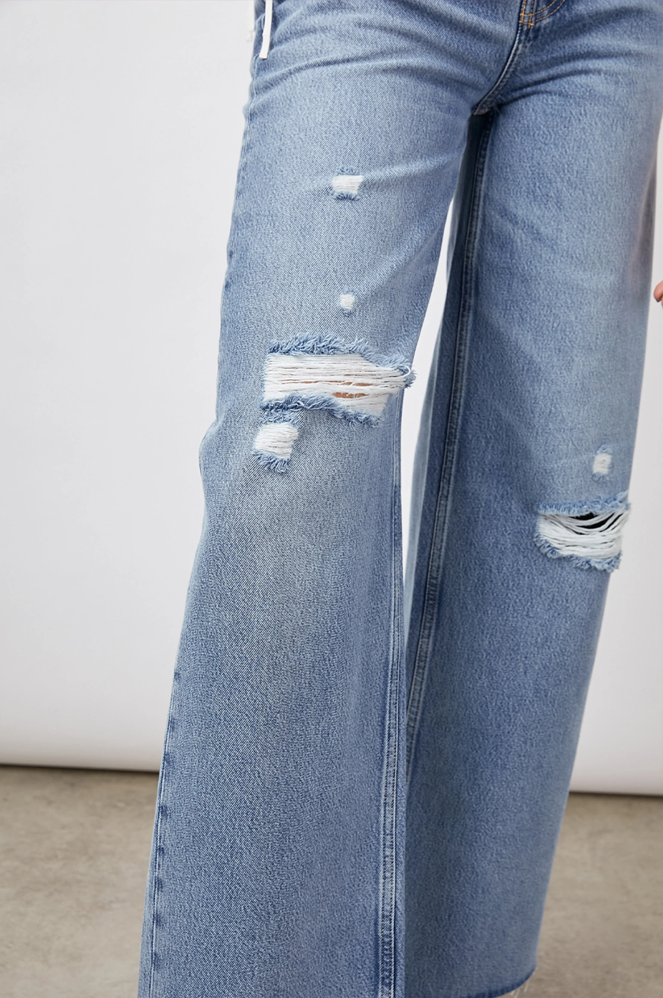 GETTY WIDE LEG - BREEZY BLUE DISTRESS - Image 4