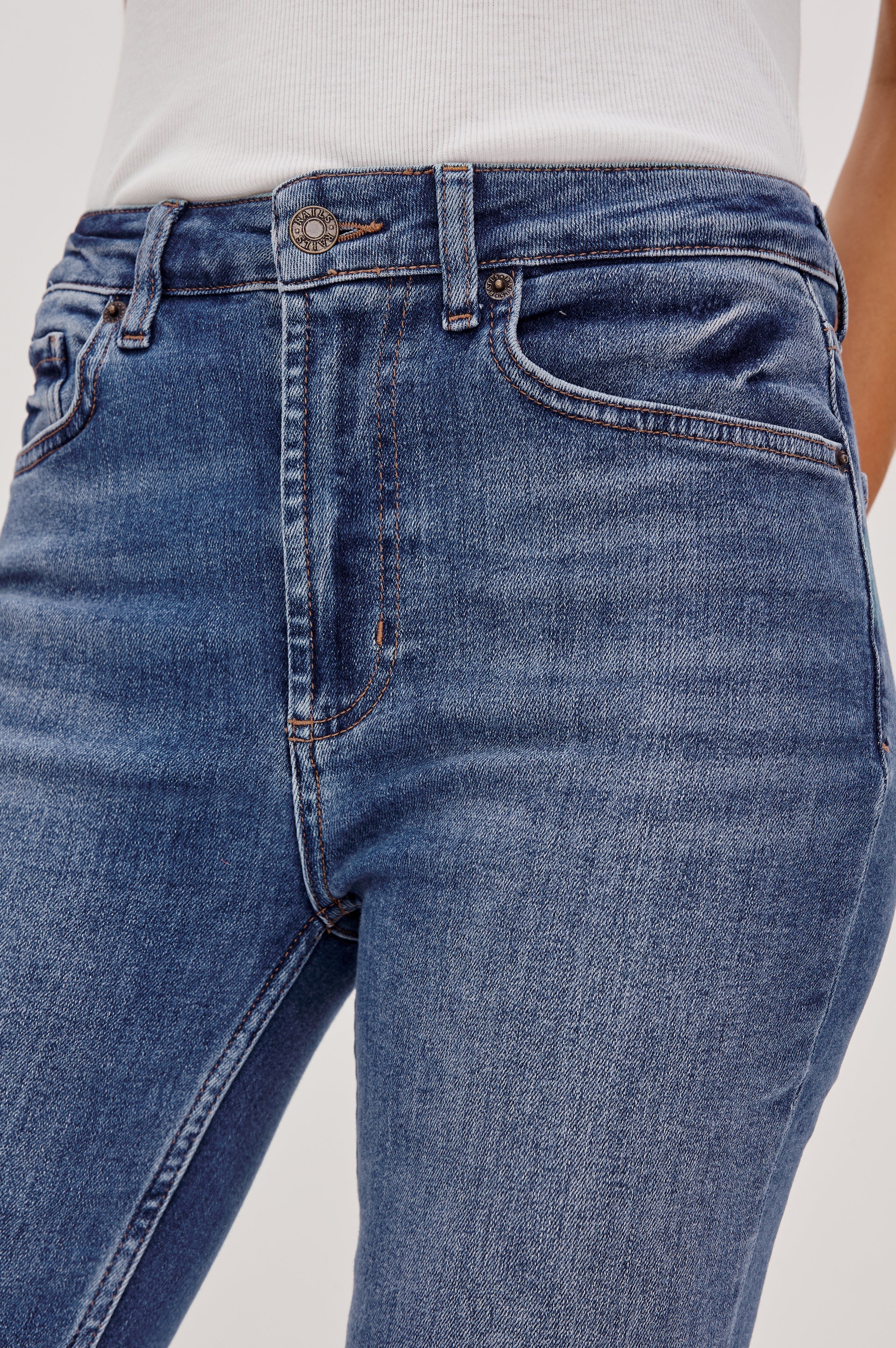 LARCHMONT SKINNY - HIGH RISE SKINNY - BALTIC BLUE - Image 2