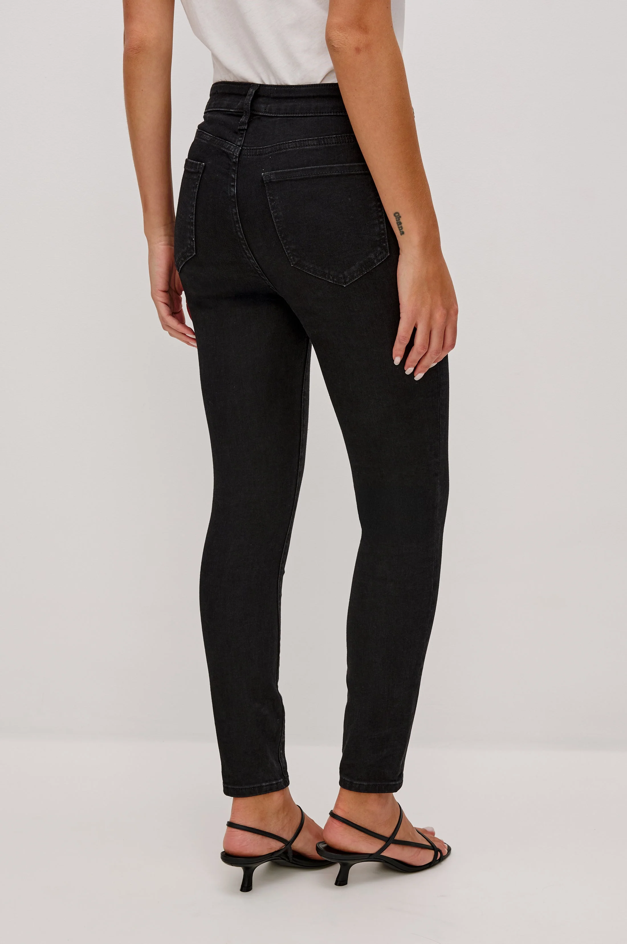 LARCHMONT SKINNY - HIGH RISE SKINNY - ONYX - Image 4