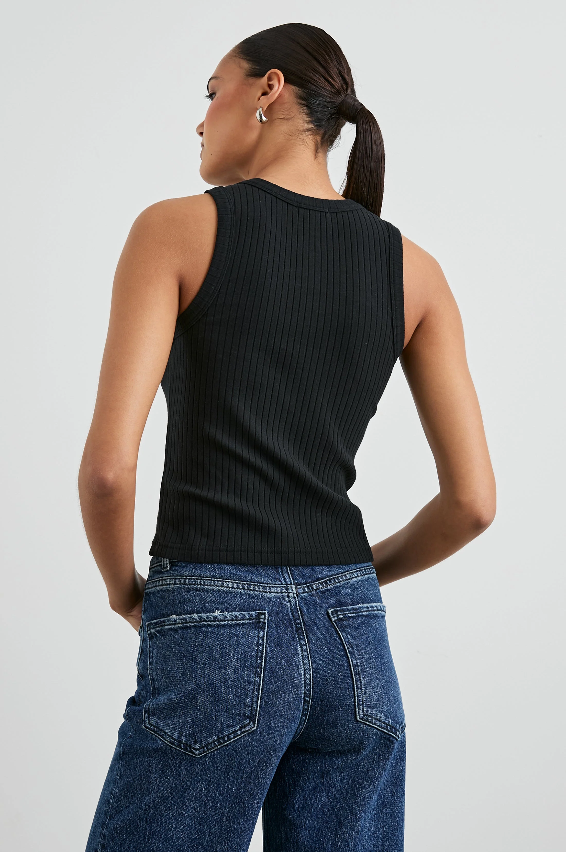 THE RACER TANK - TRUE BLACK - Image 5
