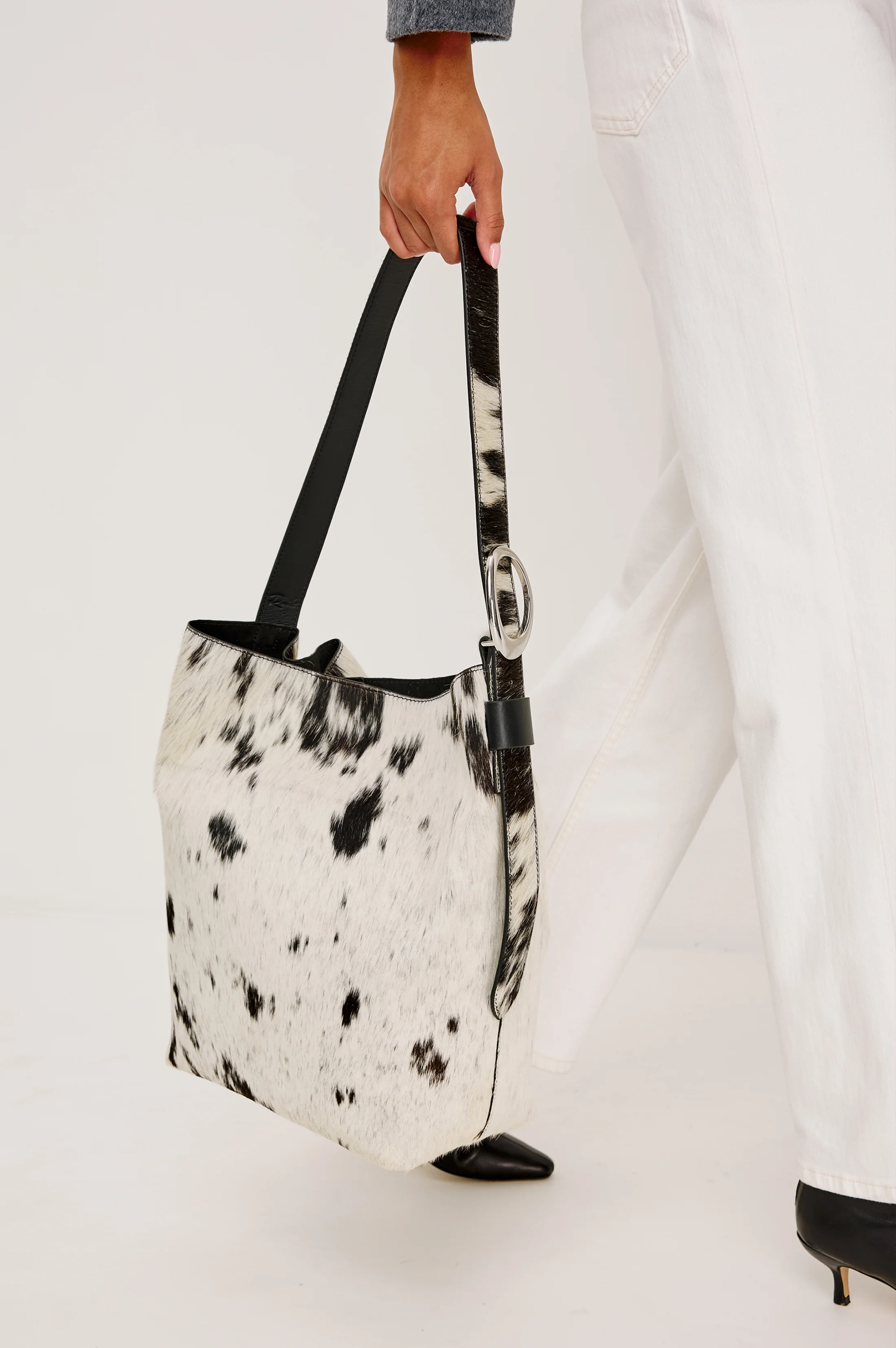 TORINO BUCKET BAG - COWGIRL HAIRCALF - Image 7