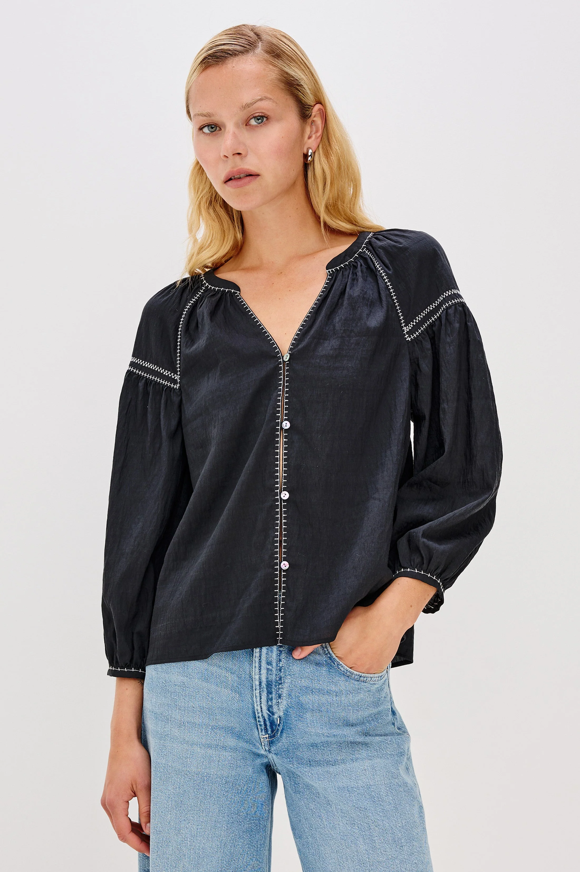 VASIA TOP - BLACK