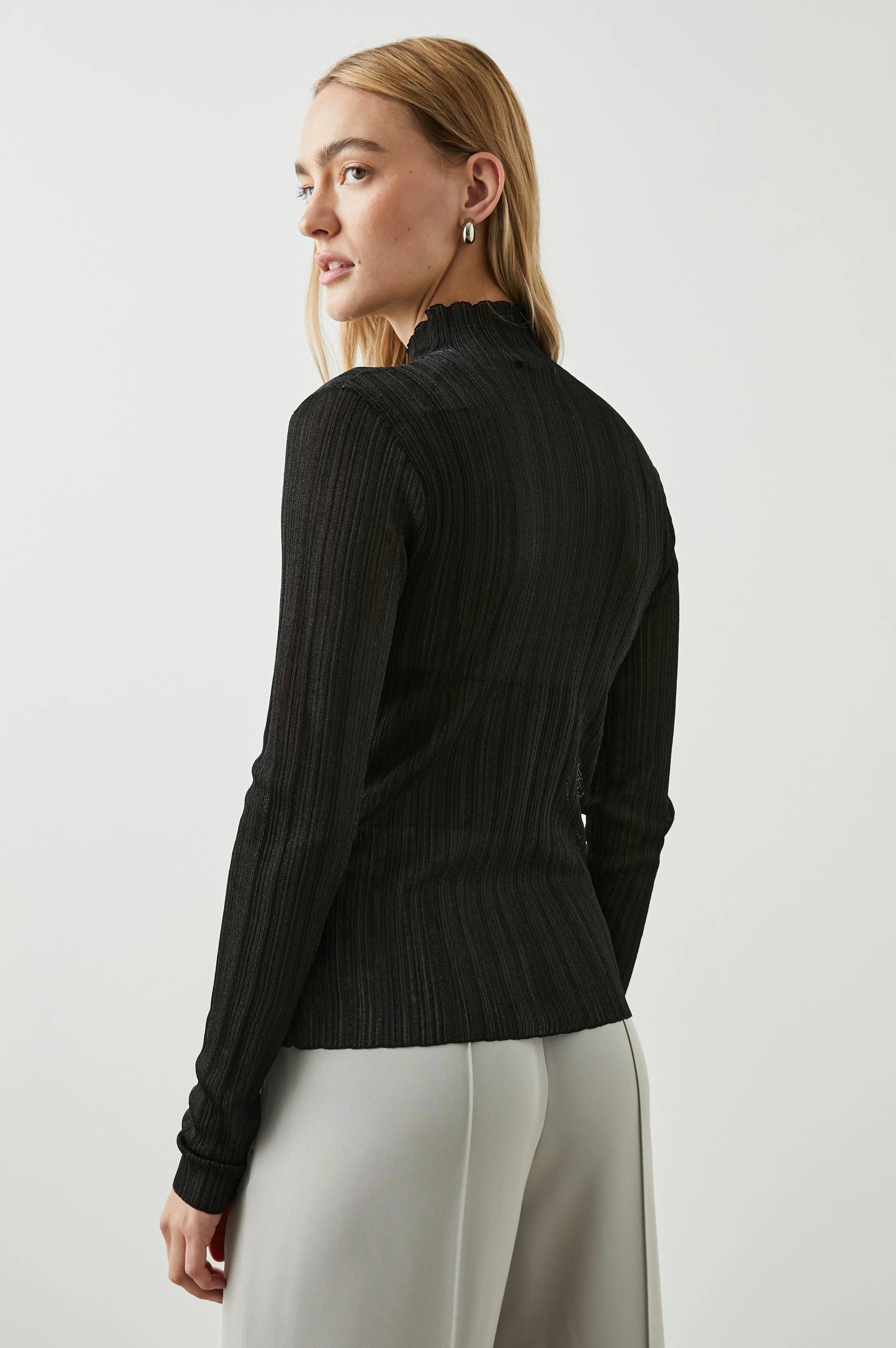 VIVIENNE SWEATER - BLACK - Image 4