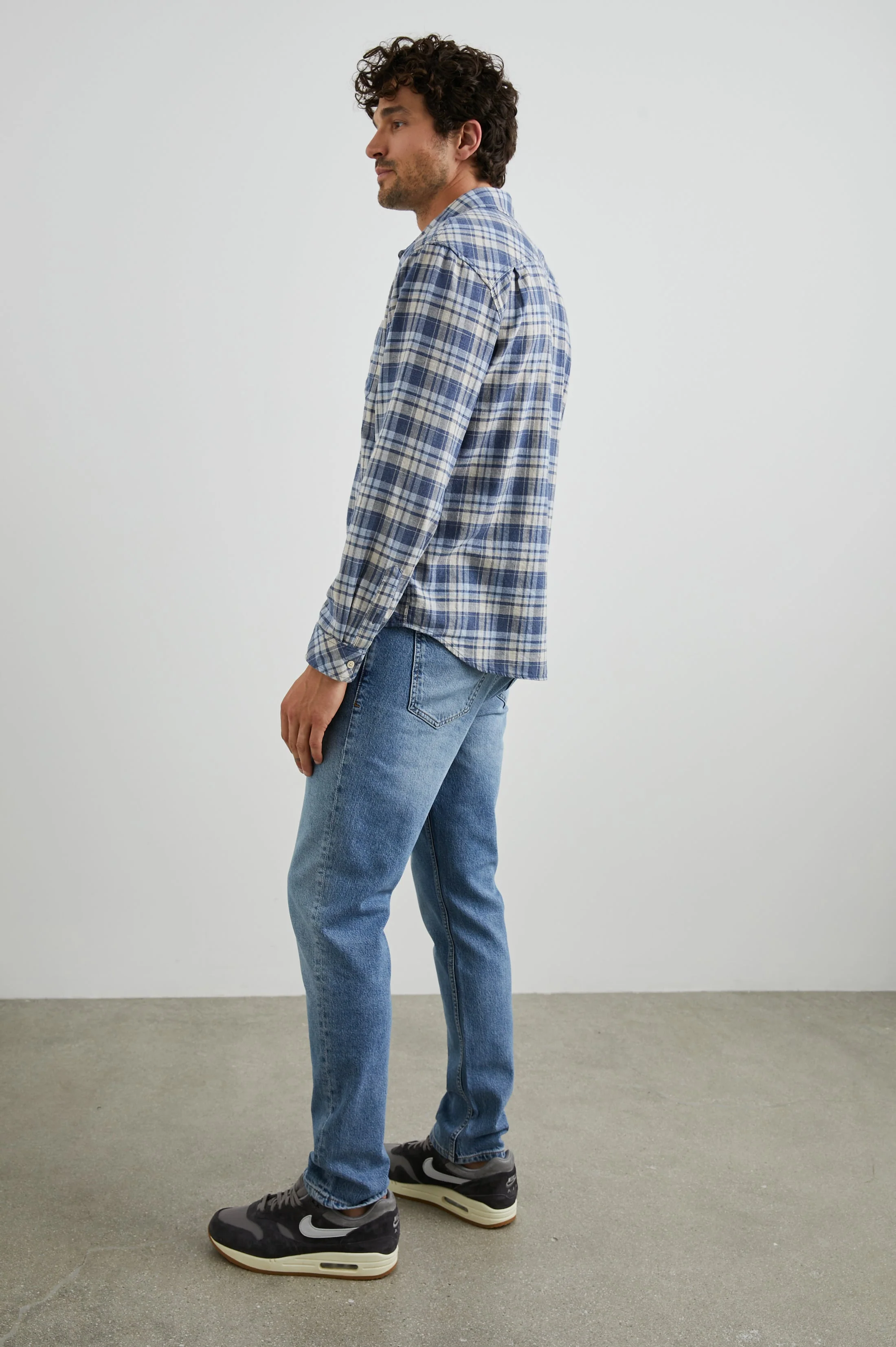 WYATT SHIRT - NAVY SORGHUM OXFORD - Image 5