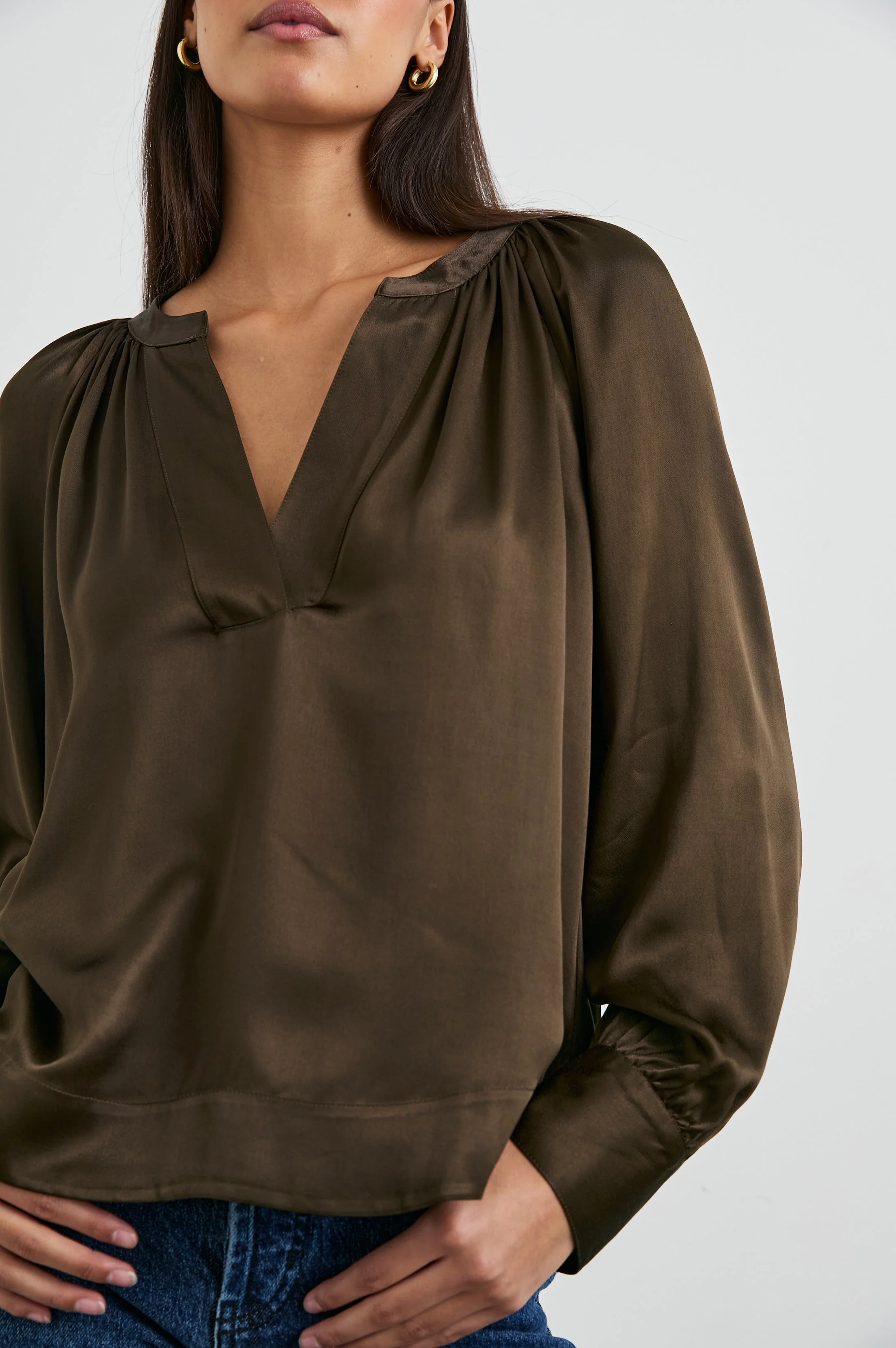 WYNNA TOP - DARK MOSS - Image 2