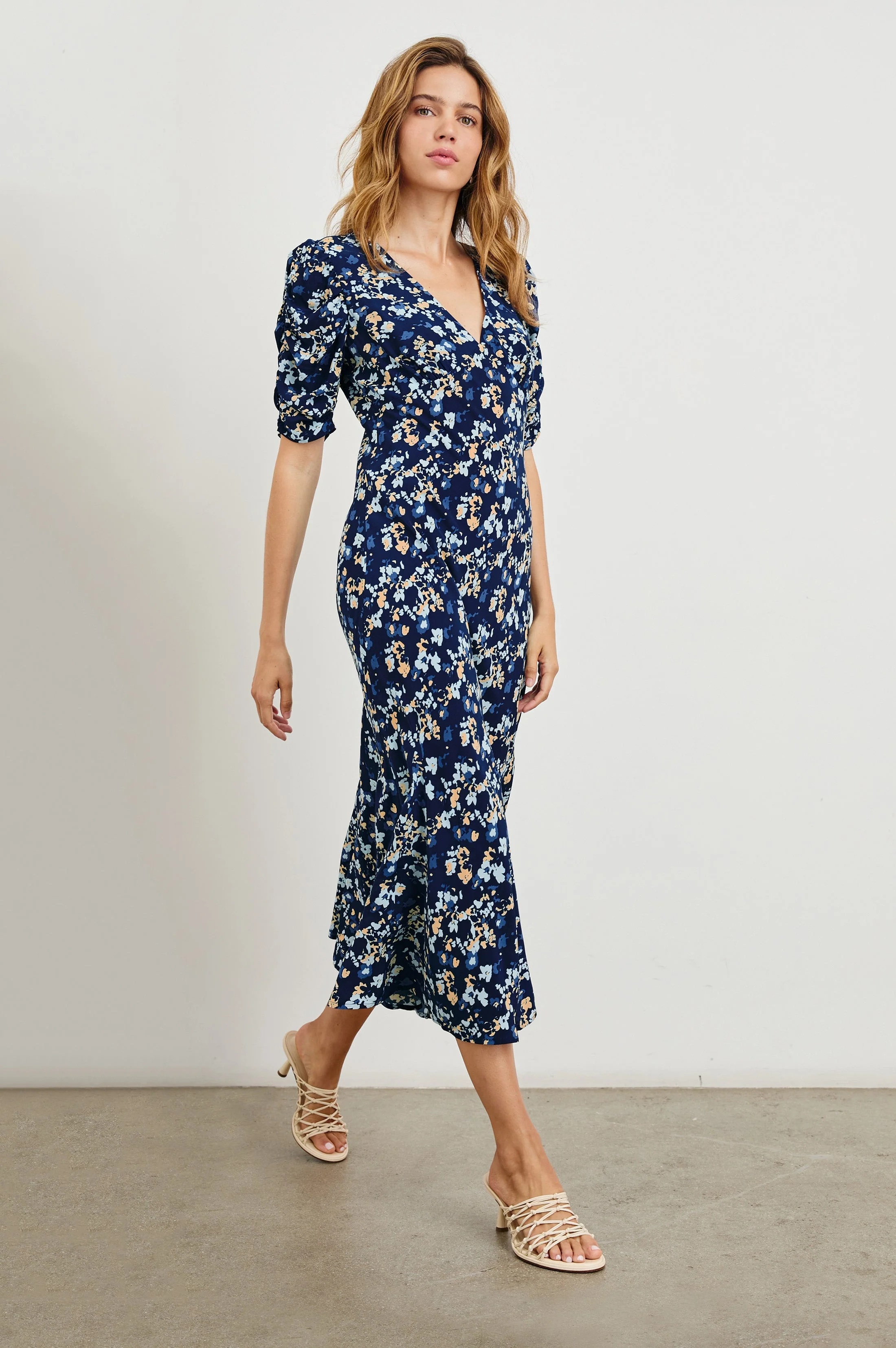 ZARIAH DRESS - NAVY FLORA - Image 3