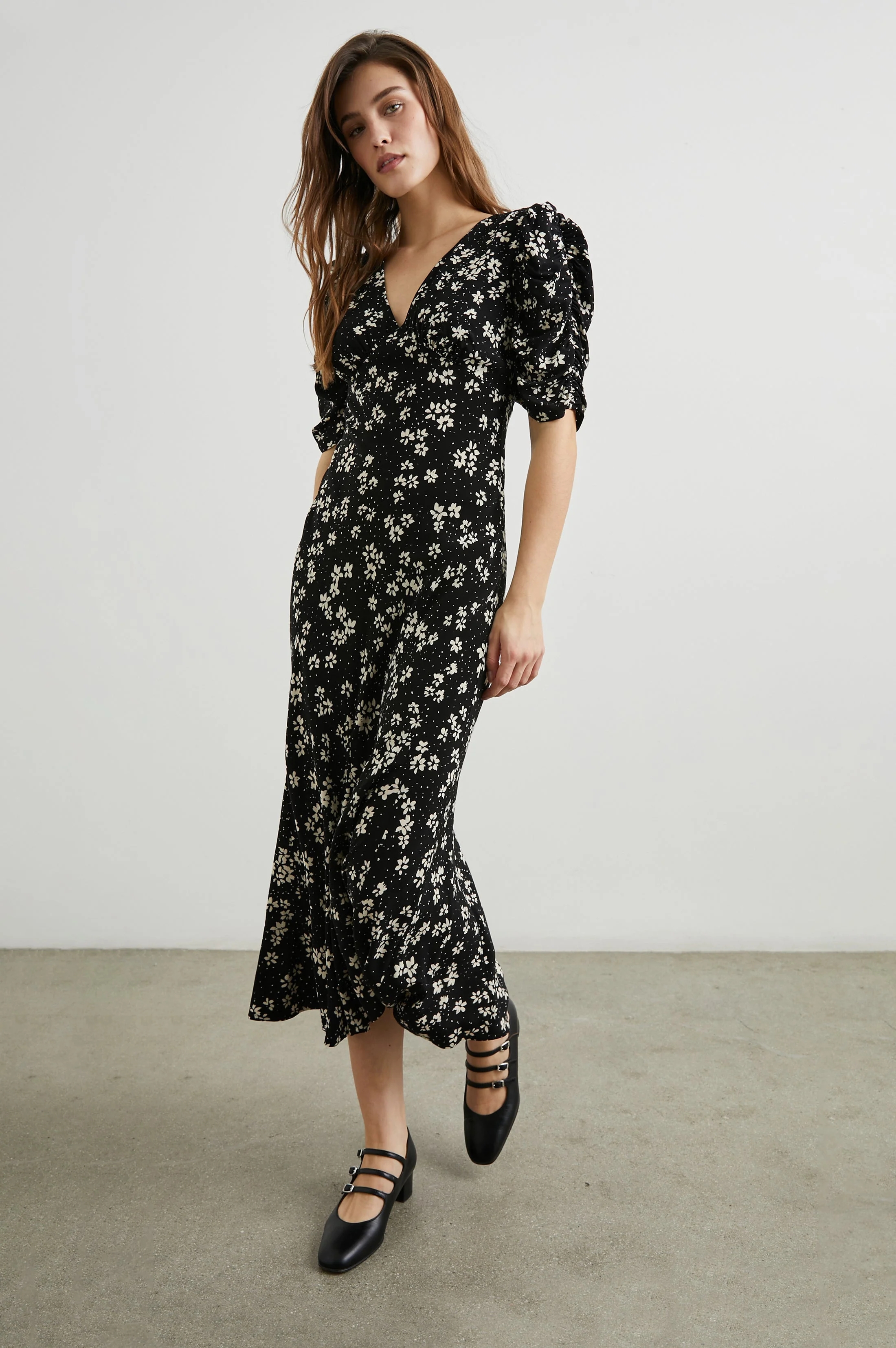ZARIAH DRESS - NOIR FLORAL - Image 2