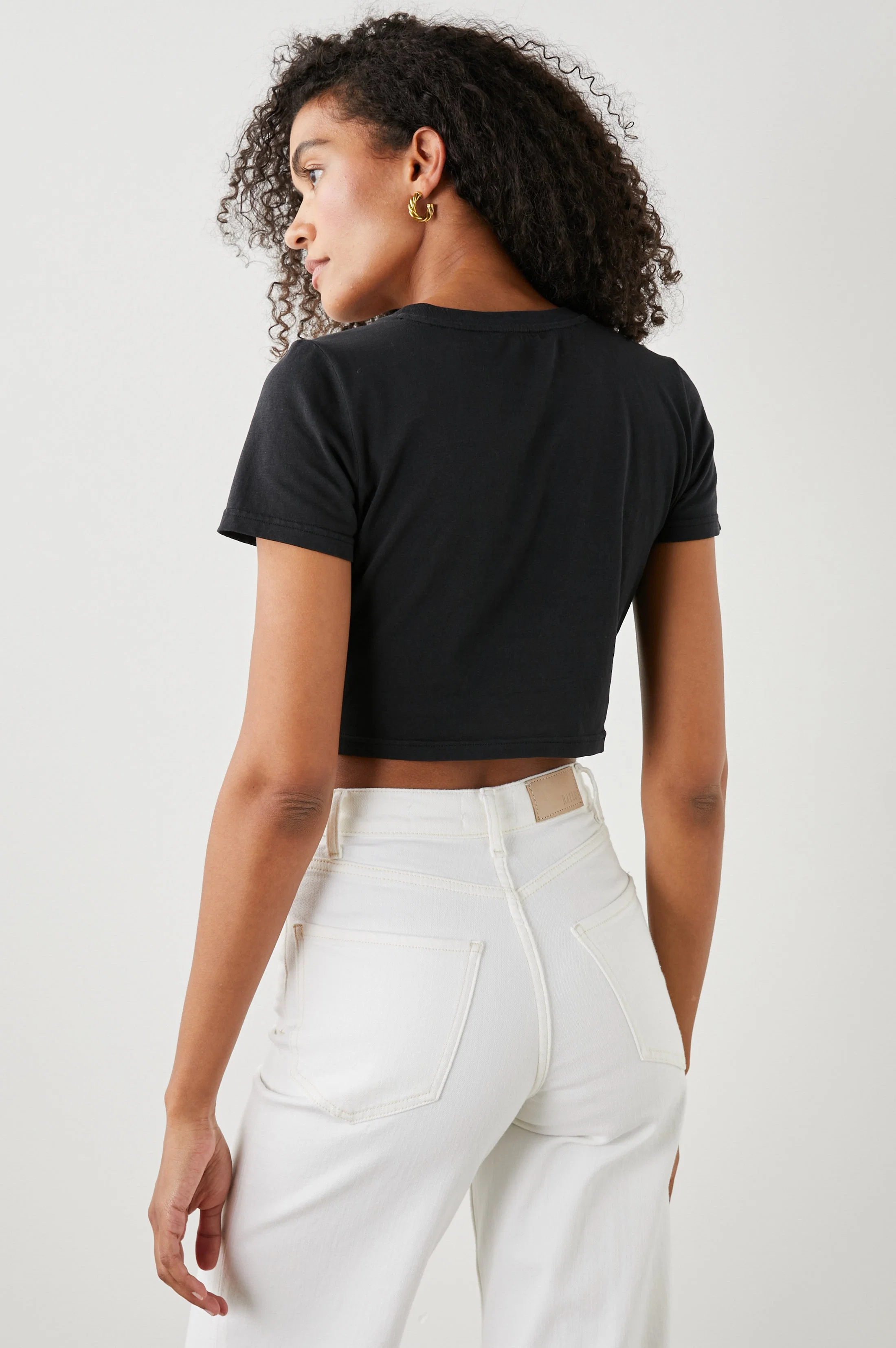 ZENA T-SHIRT - BLACK - Image 5